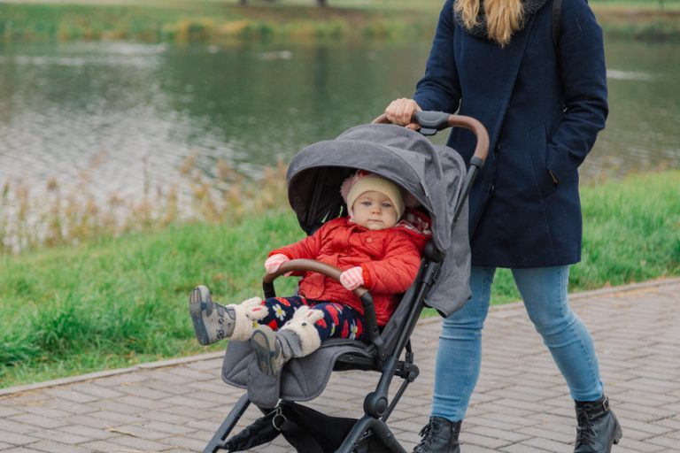 La poussette YOYO : Pourquoi ce modèle est autant privilégié par les parents actuellement 